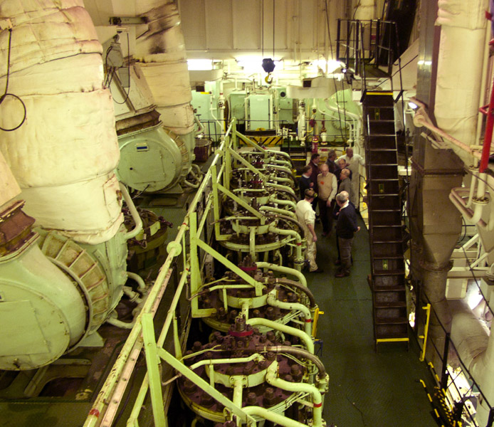 RFA-Fort-Rosalie-Engine-Room